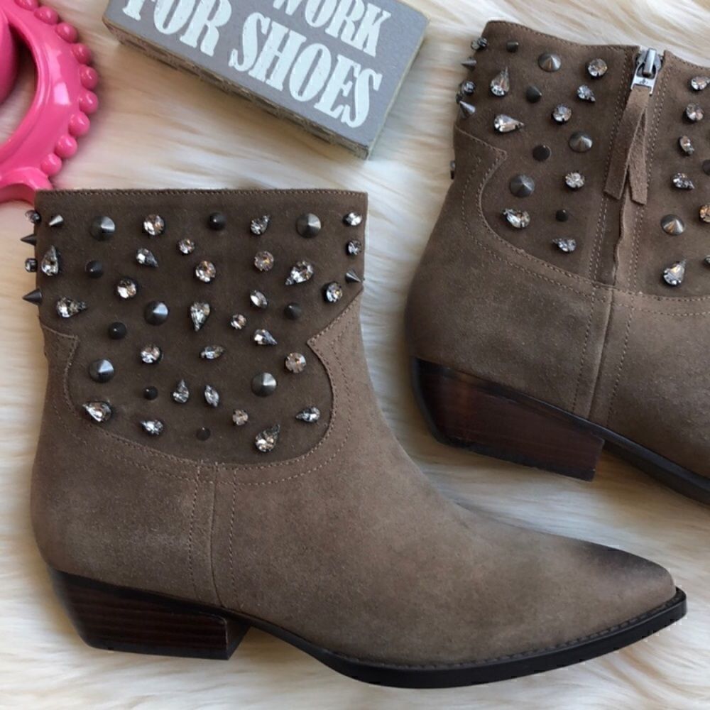 Sam Edelman Avril Embellished Bootie with studs - Picture 4 of 8
